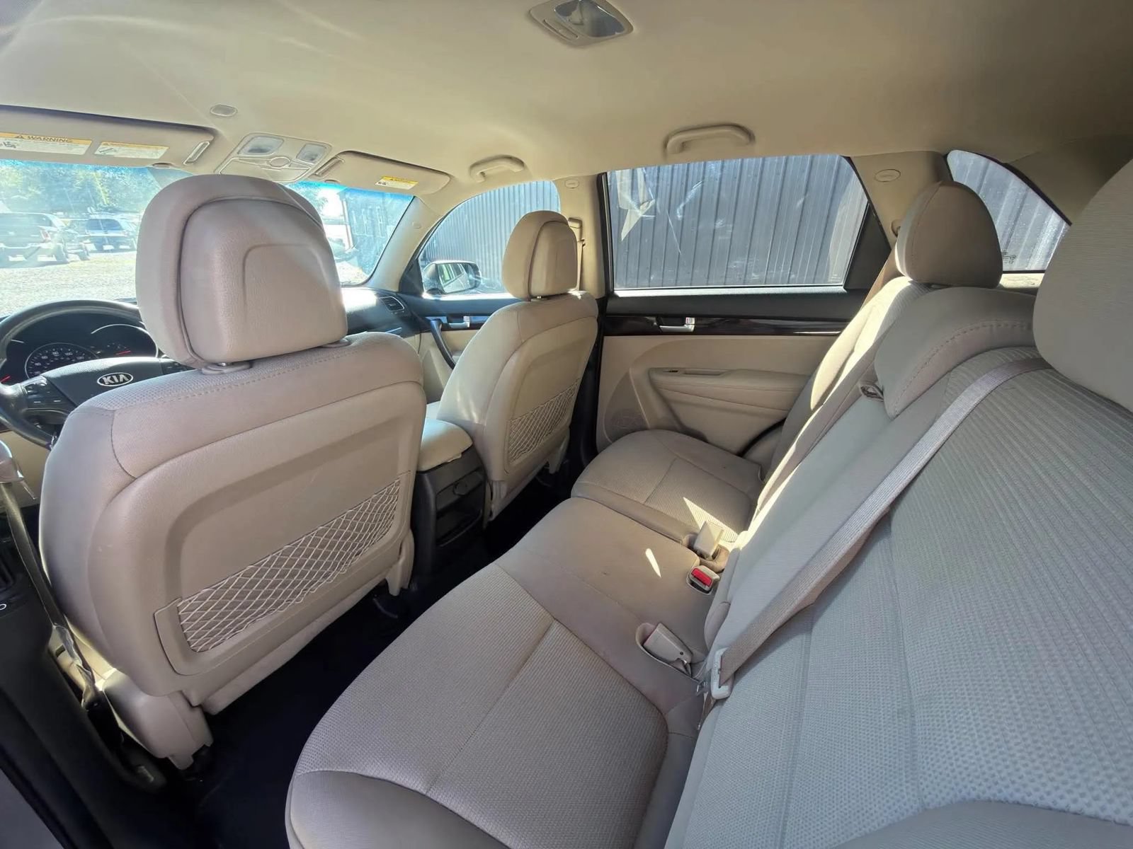 Used 2014 Kia Sorento LX AWD/4WD image 16