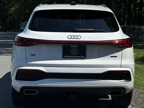 Used 2025 Audi Q5 Premium Plus w/ Premium Plus AWD/4WD image 18