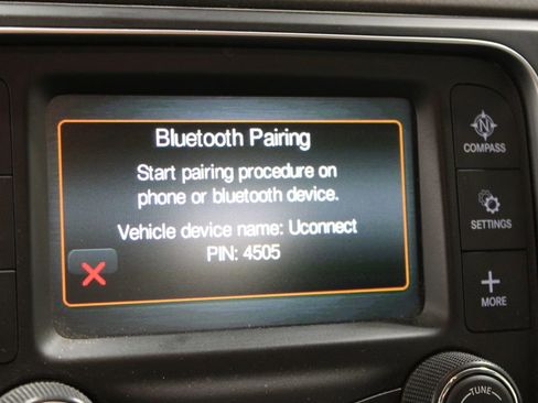 Used 2015 RAM 1500 Express RWD image 49