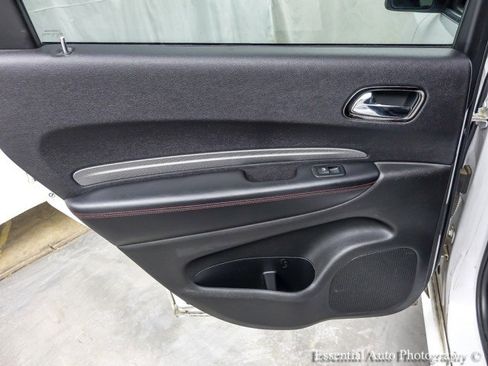 Used 2018 Dodge Durango R/T image 29