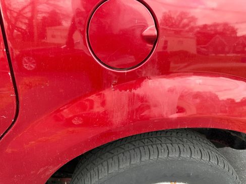 Used 2008 Chrysler Town & Country Touring image 8