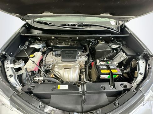 Used 2018 Toyota RAV4 XLE w/ Plus Extra Value Package AWD/4WD image 34