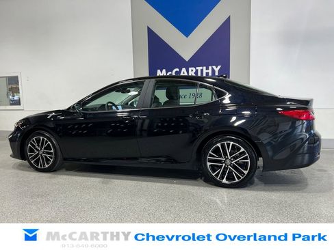 Used 2025 Toyota Camry XLE w/ Premium Plus Package AWD/4WD image 7