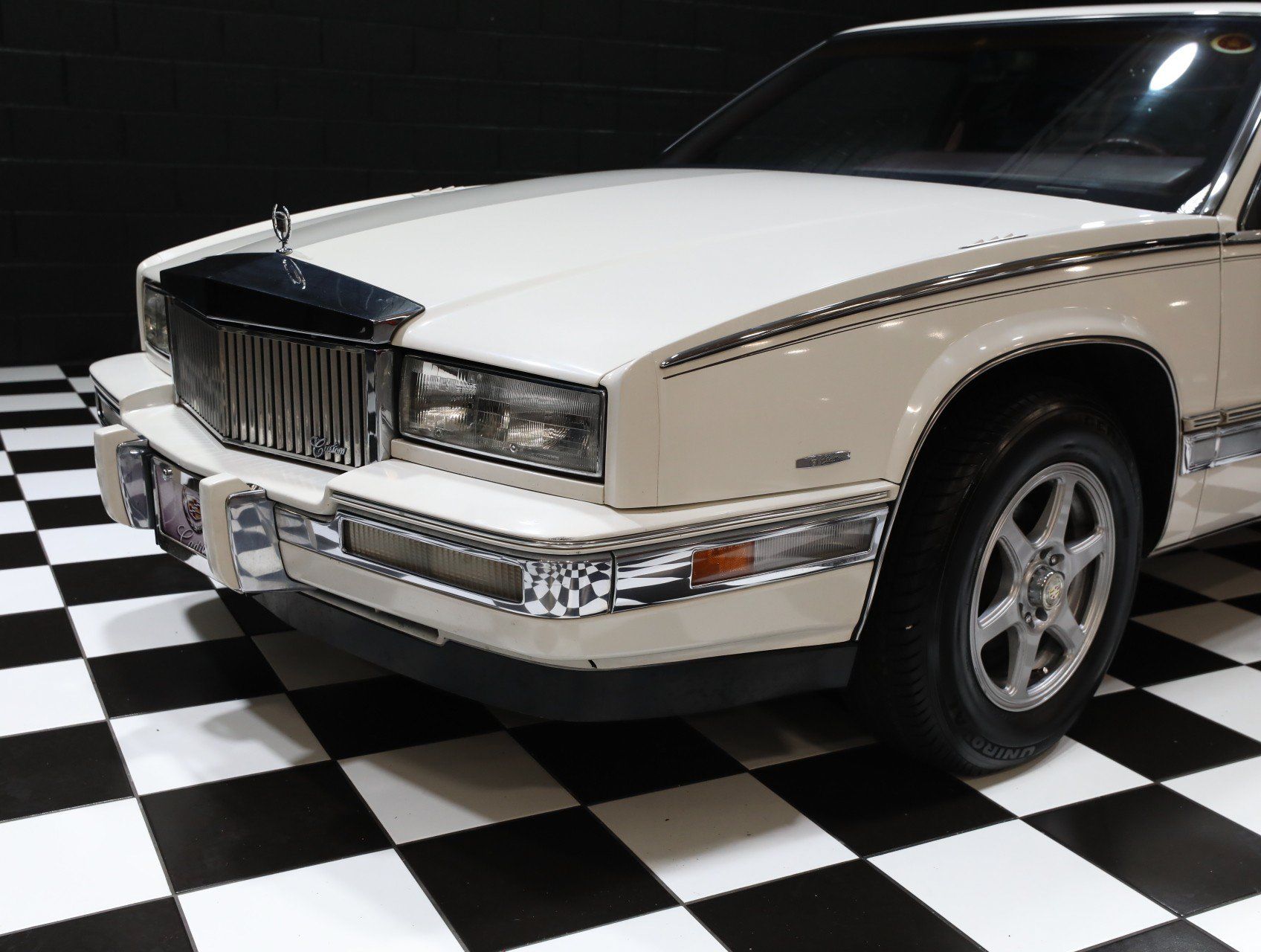 Used 1988 Cadillac Eldorado Coupe FWD image 7