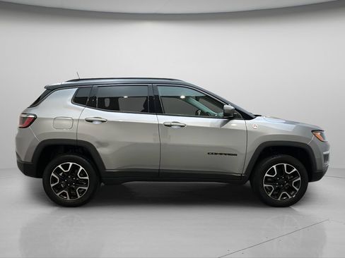 Used 2019 Jeep Compass Trailhawk w/ Cold Weather Group AWD/4WD image 7
