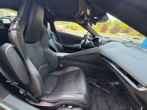 Used 2020 Chevrolet Corvette Stingray Coupe w/ 1LT RWD image 34