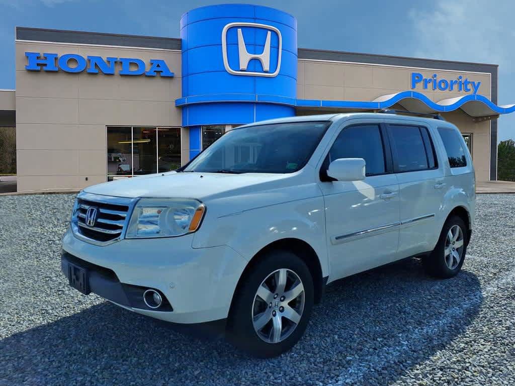 Used 2014 Honda Pilot Touring image 1