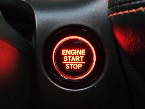 Used 2025 Honda HR-V Sport image 17