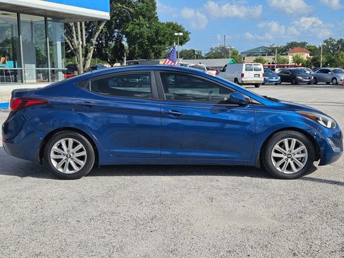 Used 2016 Hyundai Elantra SE w/ Option Group 02 FWD image 8