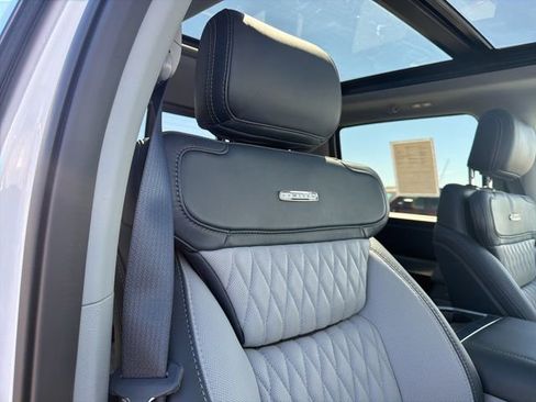 Certified 2024 Ford F350 Limited w/ FX4 Off-Road Package AWD/4WD image 35