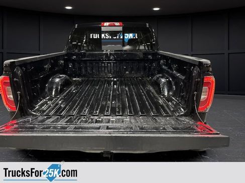 Used 2017 GMC Sierra 1500 SLT w/ SLT Premium Package image 15