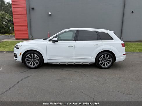 Used 2017 Audi Q7 3.0T Prestige AWD/4WD image 3