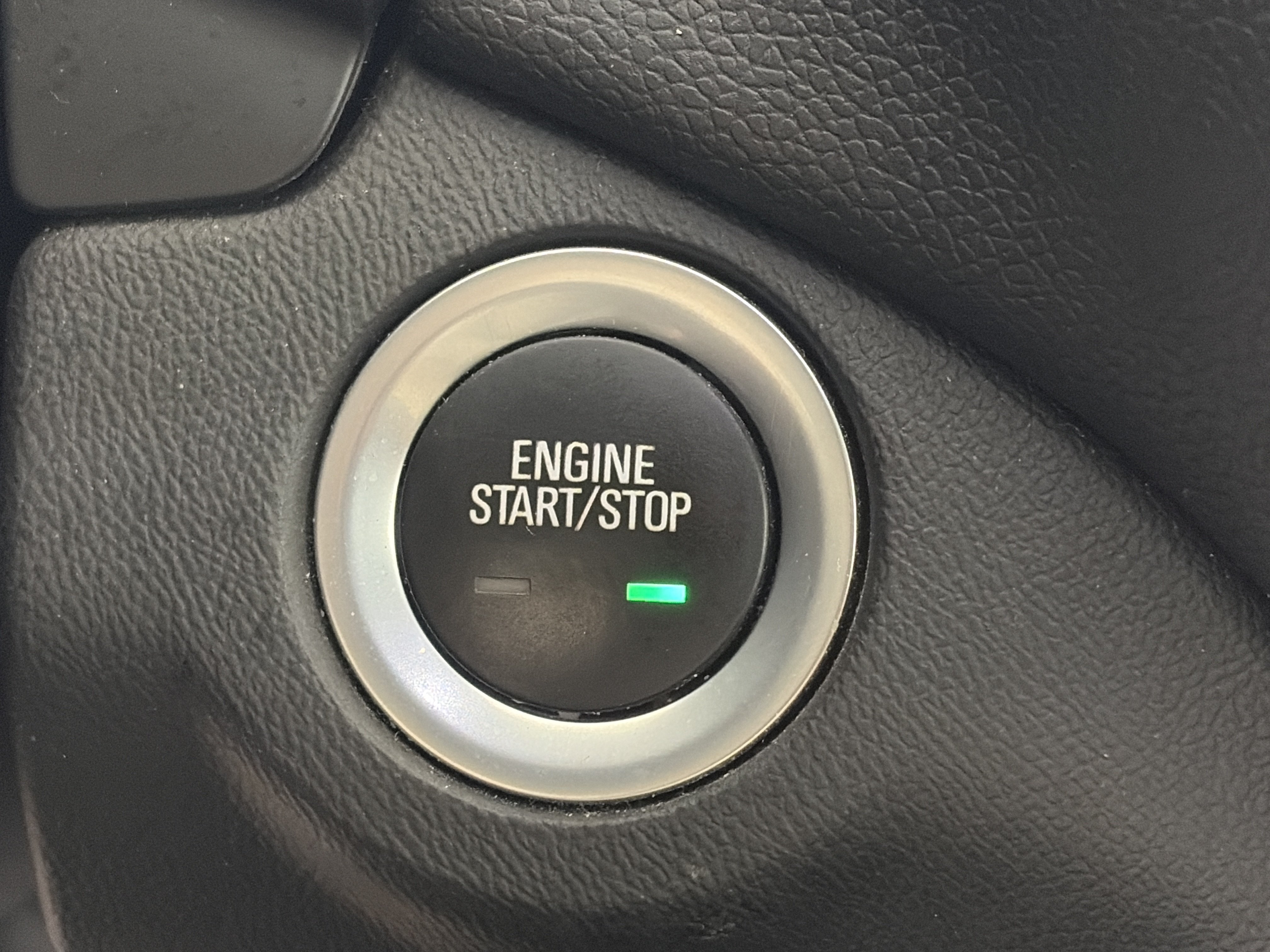 Used 2019 Chevrolet Equinox LT FWD image 27