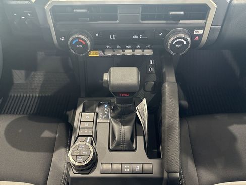 New 2025 Toyota Tacoma TRD Off-Road image 21