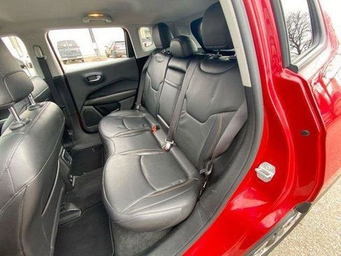 Used 2019 Jeep Compass Limited AWD/4WD image 11
