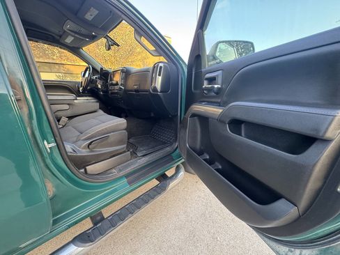 Used 2018 Chevrolet Silverado 1500 LT w/ True North Edition AWD/4WD image 18