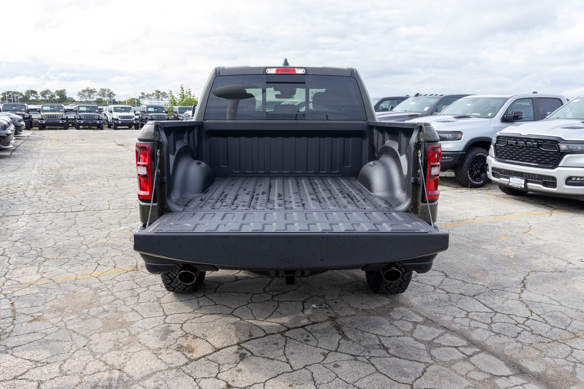 New 2027 RAM 1500 Warlock AWD/4WD image 16