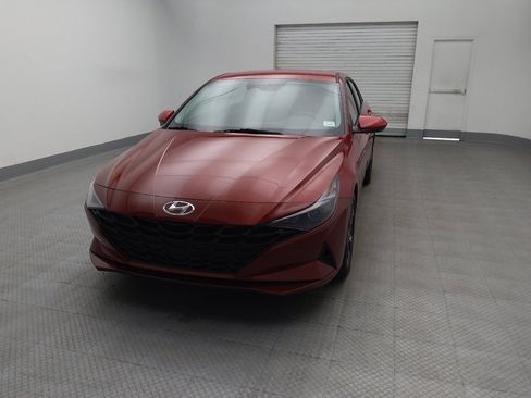 Used 2023 Hyundai Elantra SEL w/ Convenience Package FWD image 15
