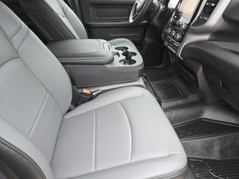 New 2026 RAM 5500 Tradesman w/ Chrome Appearance Group image 12