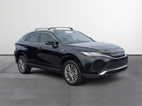 Used 2021 Toyota Venza XLE w/ Softex Package image 7