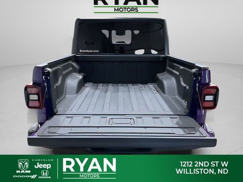 New 2026 Jeep Gladiator Mojave AWD/4WD image 12