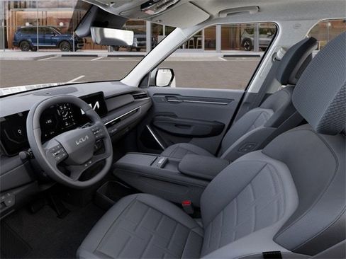 New 2026 Kia EV9 Land image 17