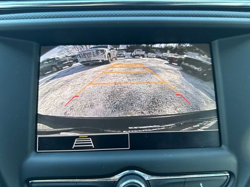 Used 2023 Chevrolet TrailBlazer RS image 27