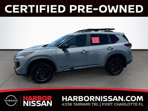 Certified 2025 Nissan Rogue SV AWD/4WD image 4