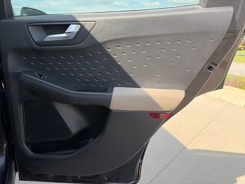 Used 2020 Ford Escape SE FWD image 29