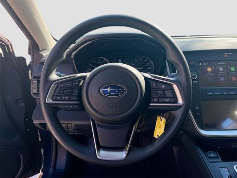 Used 2024 Subaru Outback 2.5i image 11