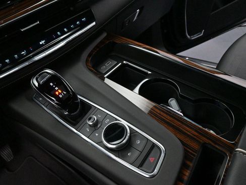 Certified 2023 Cadillac Escalade ESV Premium Luxury image 29