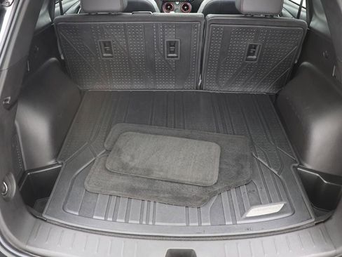 Used 2023 Chevrolet Blazer RS w/ Enhanced Convenience Package image 32