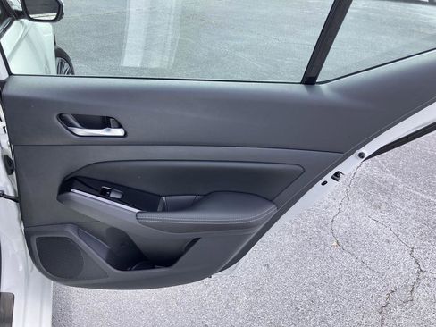 Used 2023 Nissan Altima 2.5 SL FWD image 30