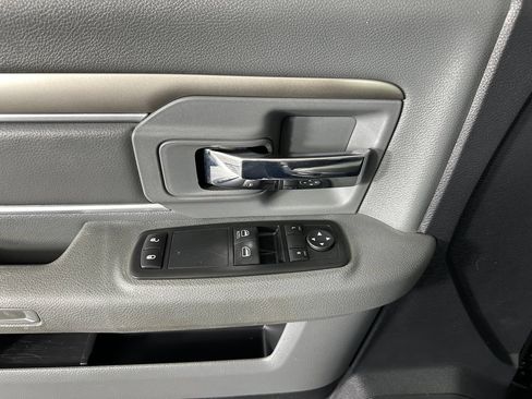 Used 2013 RAM 1500 Express AWD/4WD image 22