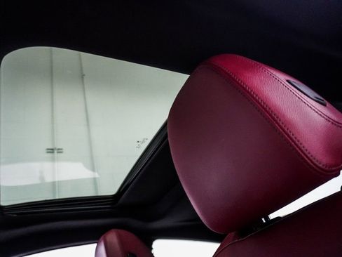 Used 2022 BMW 430i xDrive Coupe w/ M Sport Package image 8