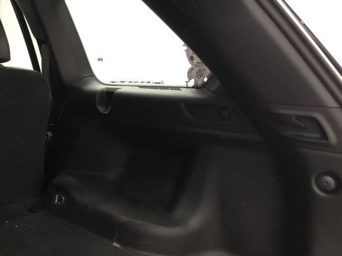 Used 2024 Jeep Grand Cherokee Altitude AWD/4WD image 18