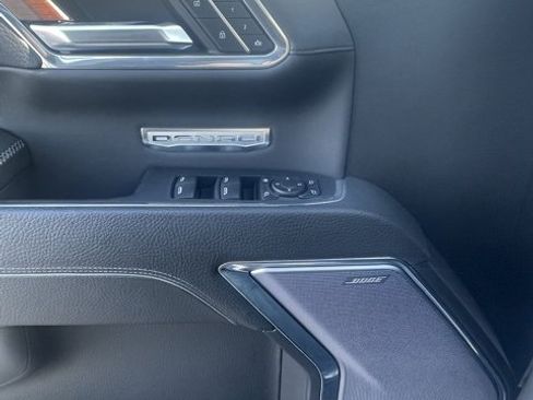 Used 2023 GMC Sierra 1500 Denali w/ Denali Reserve Package image 11