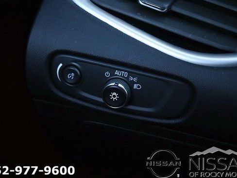 Used 2024 Chevrolet Malibu LT FWD image 26