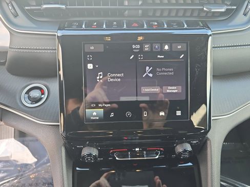 New 2025 Jeep Grand Cherokee Laredo w/ MOPAR Finishing Package image 20