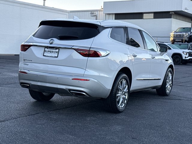 Used 2023 Buick Enclave Premium w/ Experience Buick Package AWD/4WD image 3