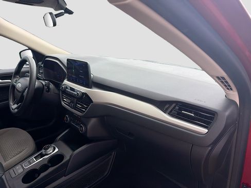 Used 2020 Ford Escape SE image 14