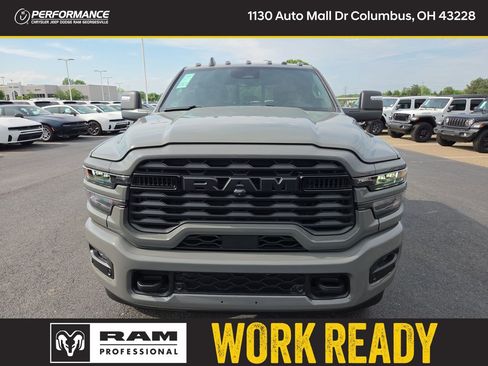 New 2026 RAM 2500 Big Horn AWD/4WD image 2