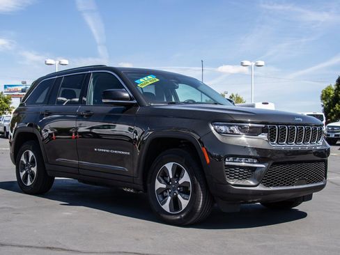 Used 2024 Jeep Grand Cherokee Limited 4xe AWD/4WD image 1
