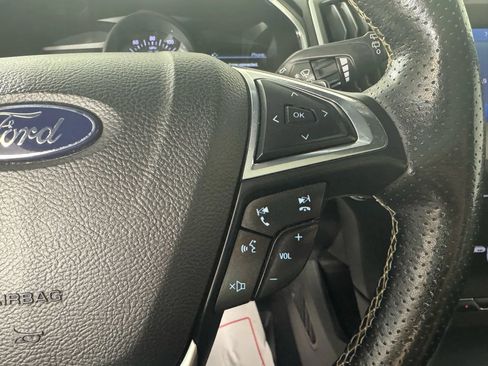 Used 2019 Ford Edge ST w/ Convenience Package AWD/4WD image 16