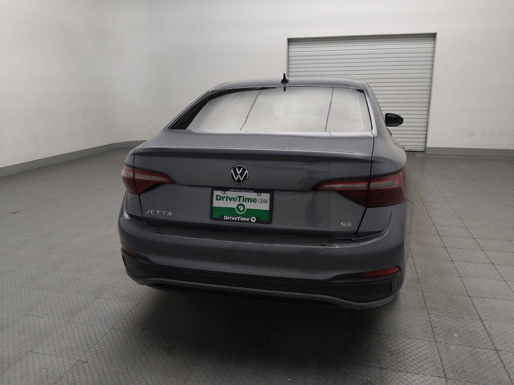 Used 2024 Volkswagen Jetta SE FWD image 7