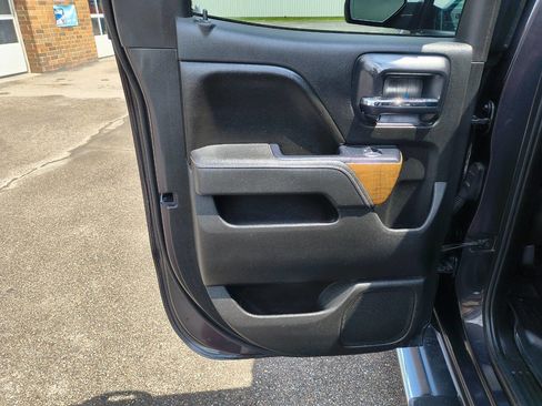 Used 2014 Chevrolet Silverado 1500 LTZ AWD/4WD image 12