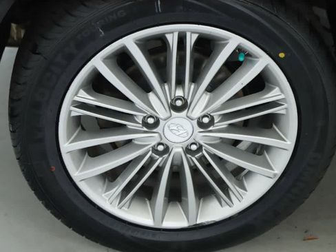 Used 2019 Hyundai Kona SEL w/ Cargo Package AWD/4WD image 12