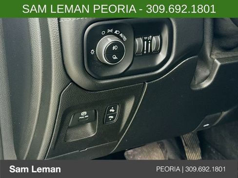 Used 2020 RAM 1500 Limited image 10