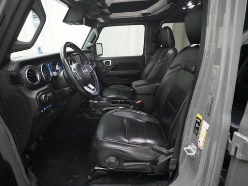 Used 2021 Jeep Wrangler Unlimited Sahara w/ Cold Weather Group image 7