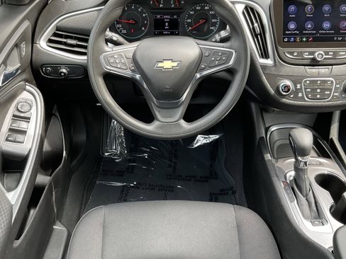 Used 2024 Chevrolet Malibu LT FWD image 23